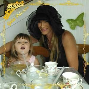 Meet your Posher, Leighanne